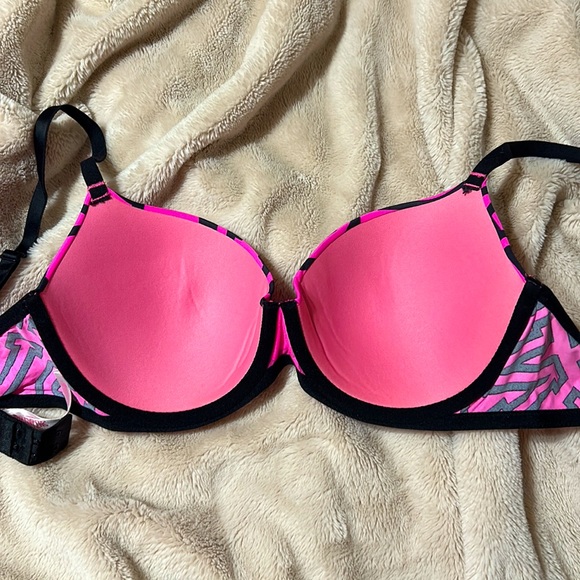 💕 PINK Bra - Picture 3 of 3